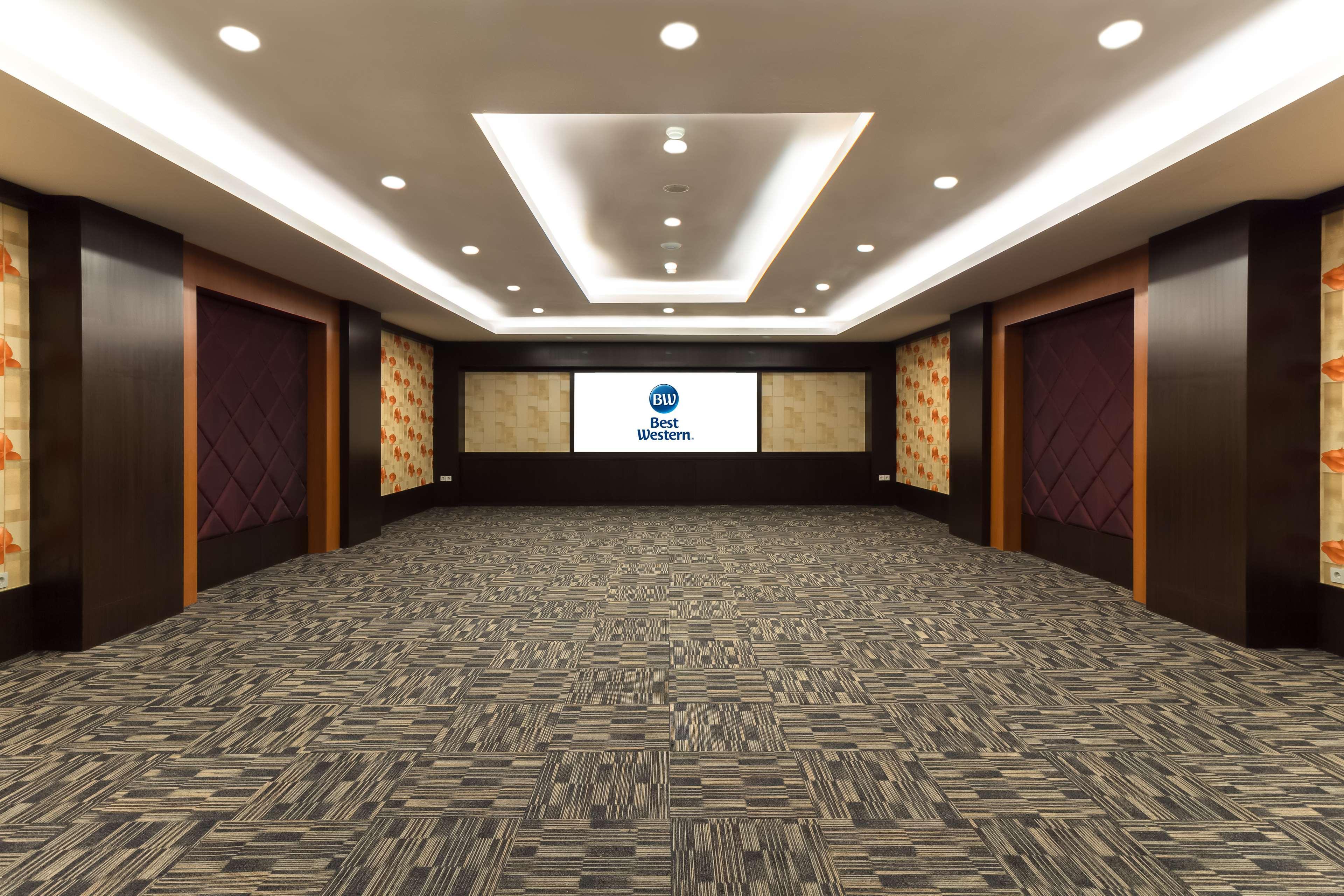 Best Western Plus Taft Inn Zewnętrze zdjęcie